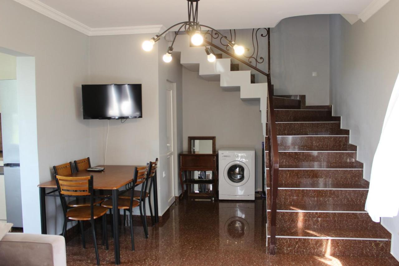 Дом на пляже Black sea House Кобулети Экстерьер фото
