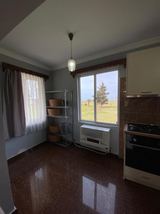 Дом на пляже Black sea House Кобулети Экстерьер фото