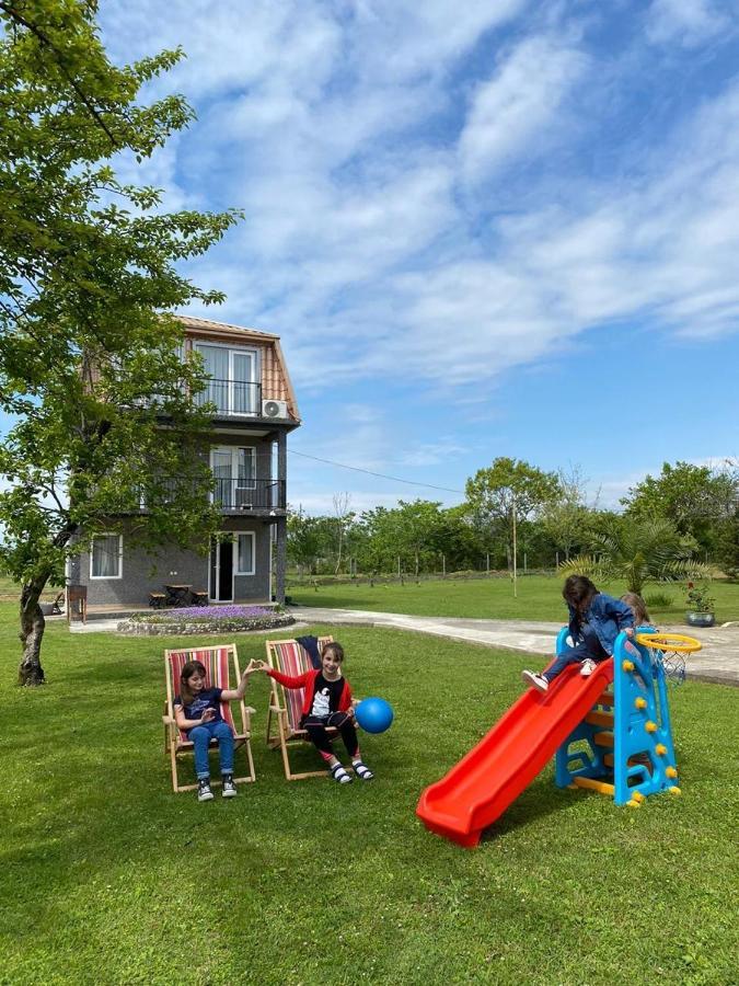 Дом на пляже Black sea House Кобулети Экстерьер фото